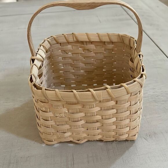 Handwoven Small Basket - Picture 2 of 3